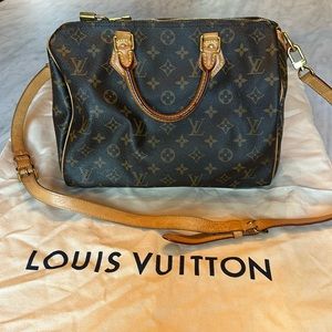 Louis Vuitton 30MM Speedy Handbag with Crossbody Strap